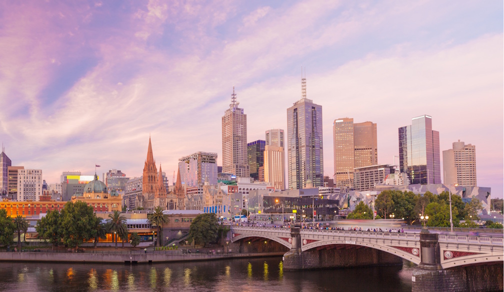 The Victorian government is in danger of losing office as Australians call for change