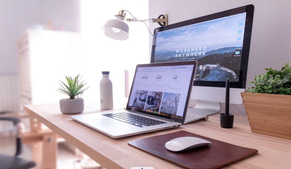 Height-Adjustable Desks Comfort and Productivity Tips