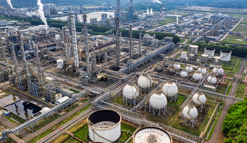 Massive sanctions on Russian oil