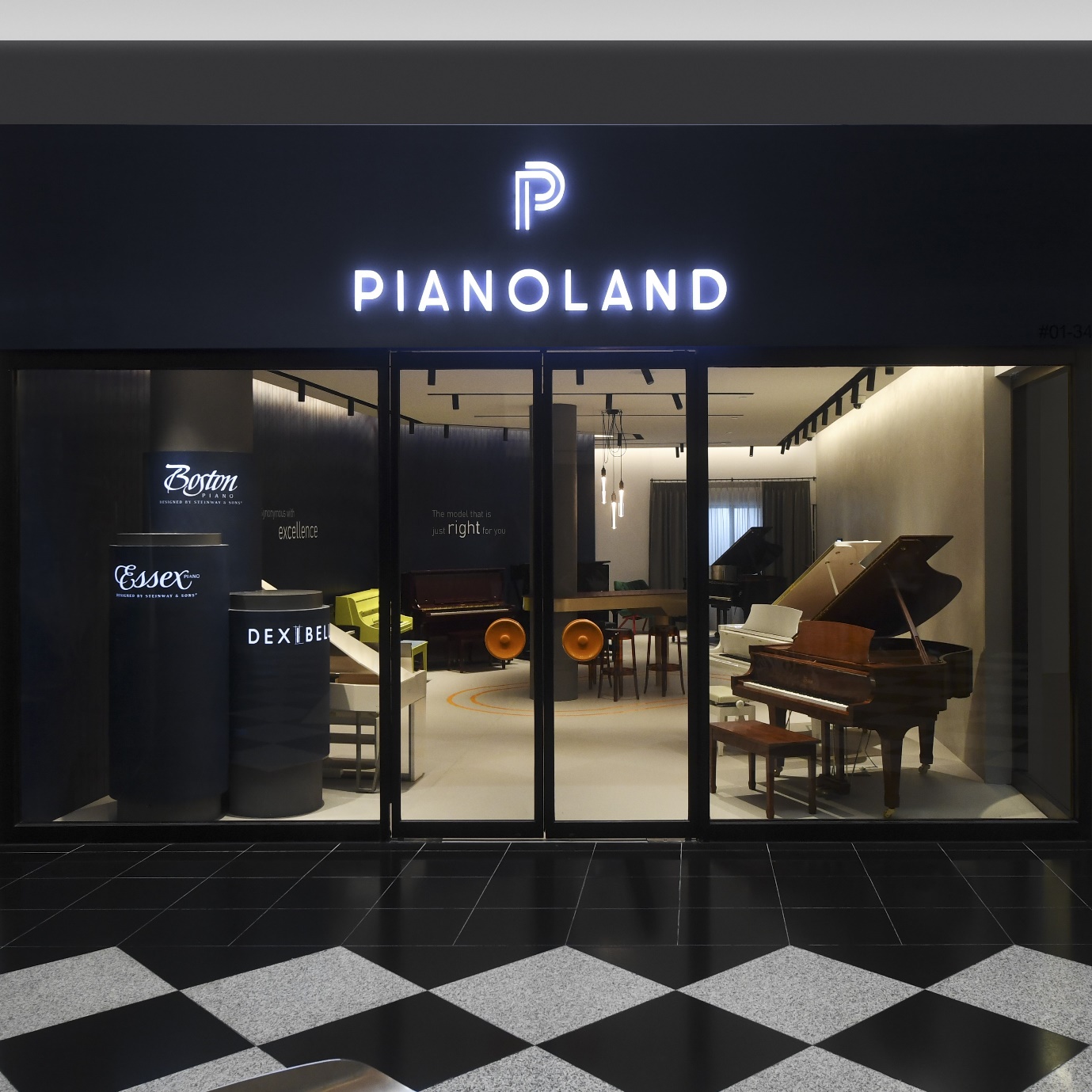 Pianoland Storefront