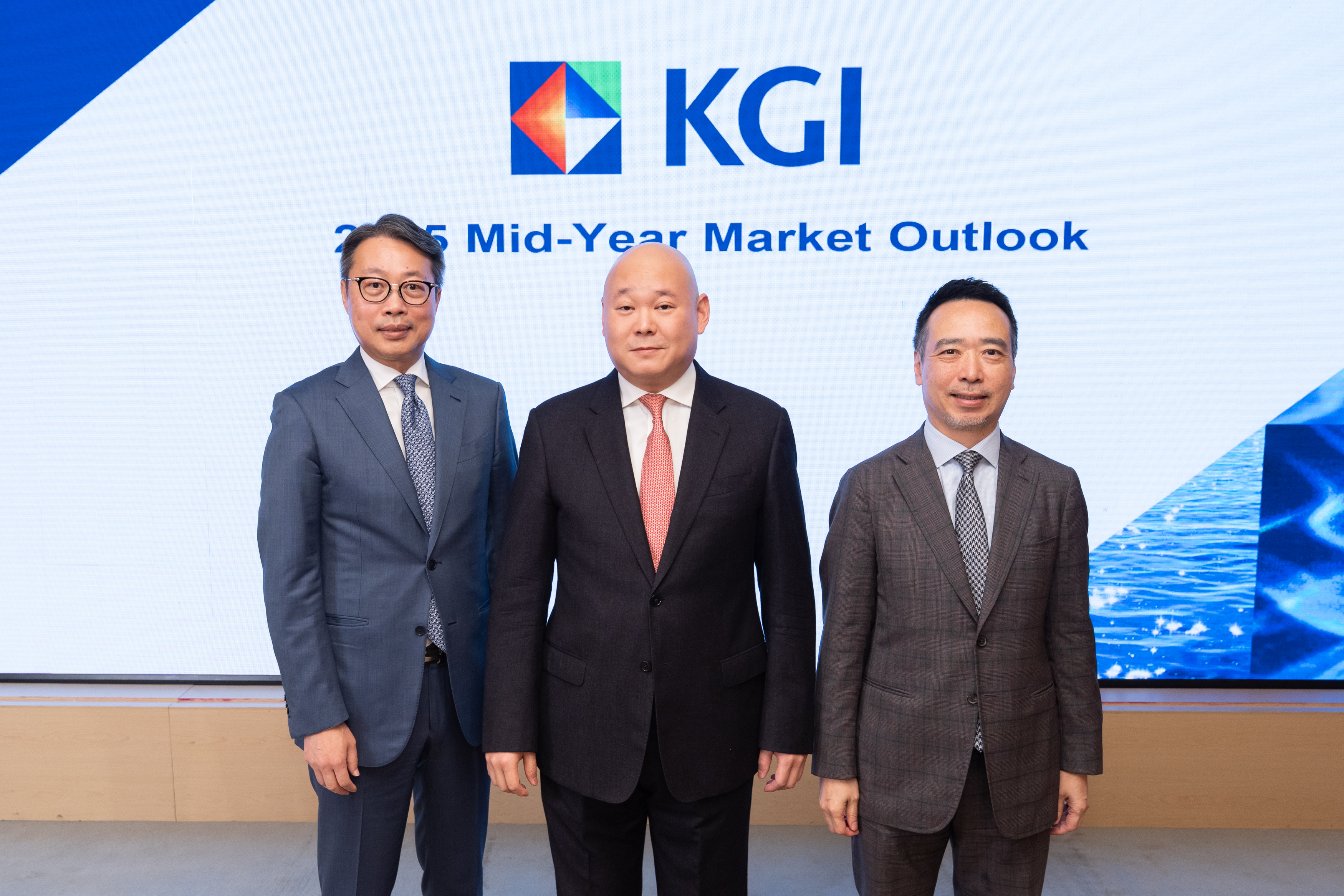 (From left) James Chu, Chairman at KGI Securities Investment Advisory; James Wey, Head of International Wealth Management at KGI; Cusson Leung, Chief Investment Officer at KGI