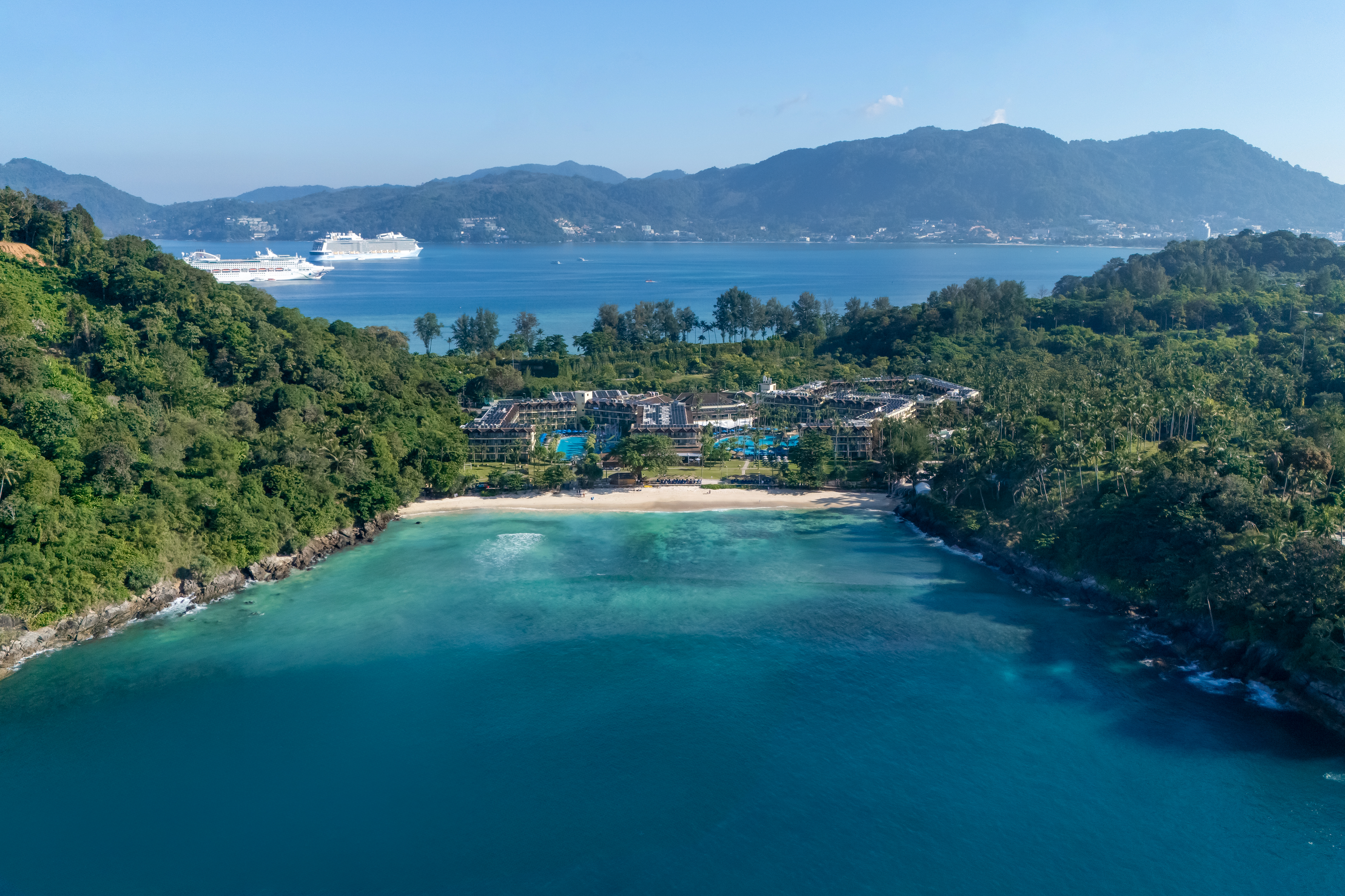 Phuket Marriott Resort & Spa, Merlin Beach. Top Family-Friendly resort in Phuket.