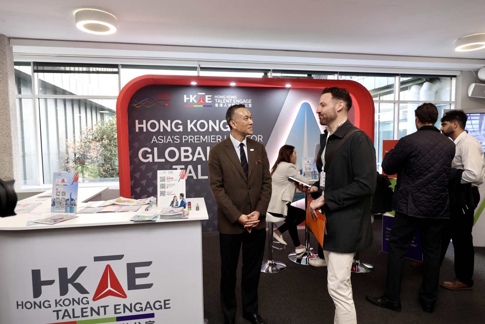 Over 200 job openings brought by 50+ leading employers from Hong Kong and the Chinese Mainland to global professionals in the UK.